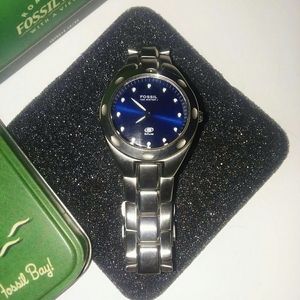 💥💥SOLD 💥💥Vintage  Fossil Blue 100 Meter Watch